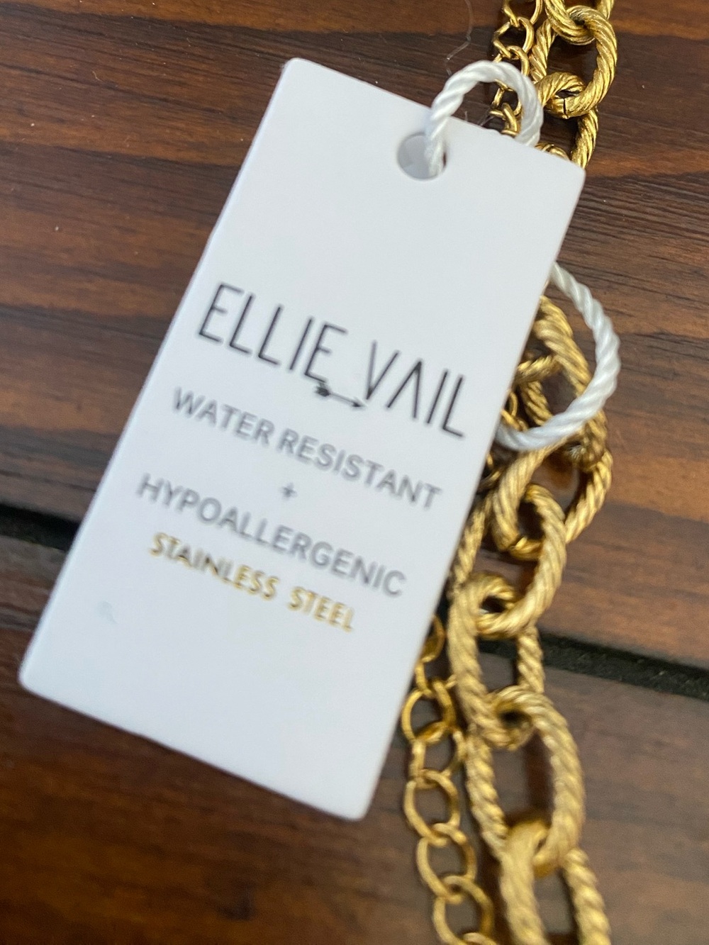 NWT Ellie Vail “Sutton” Gold Layered Necklace in Zipper Gift Pouch - Picture 3 of 14